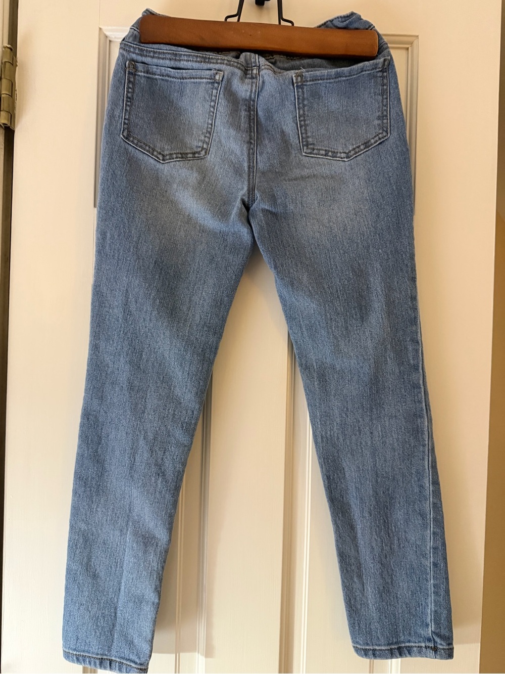 Cat & Jack Light Blue Denim Jeans with Cat Knee Embroidery - Picture 3 of 6